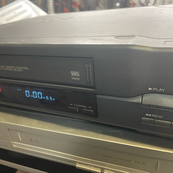 Vcr player/ recorder Toshiba
Used conditions - Picture 2 of 11